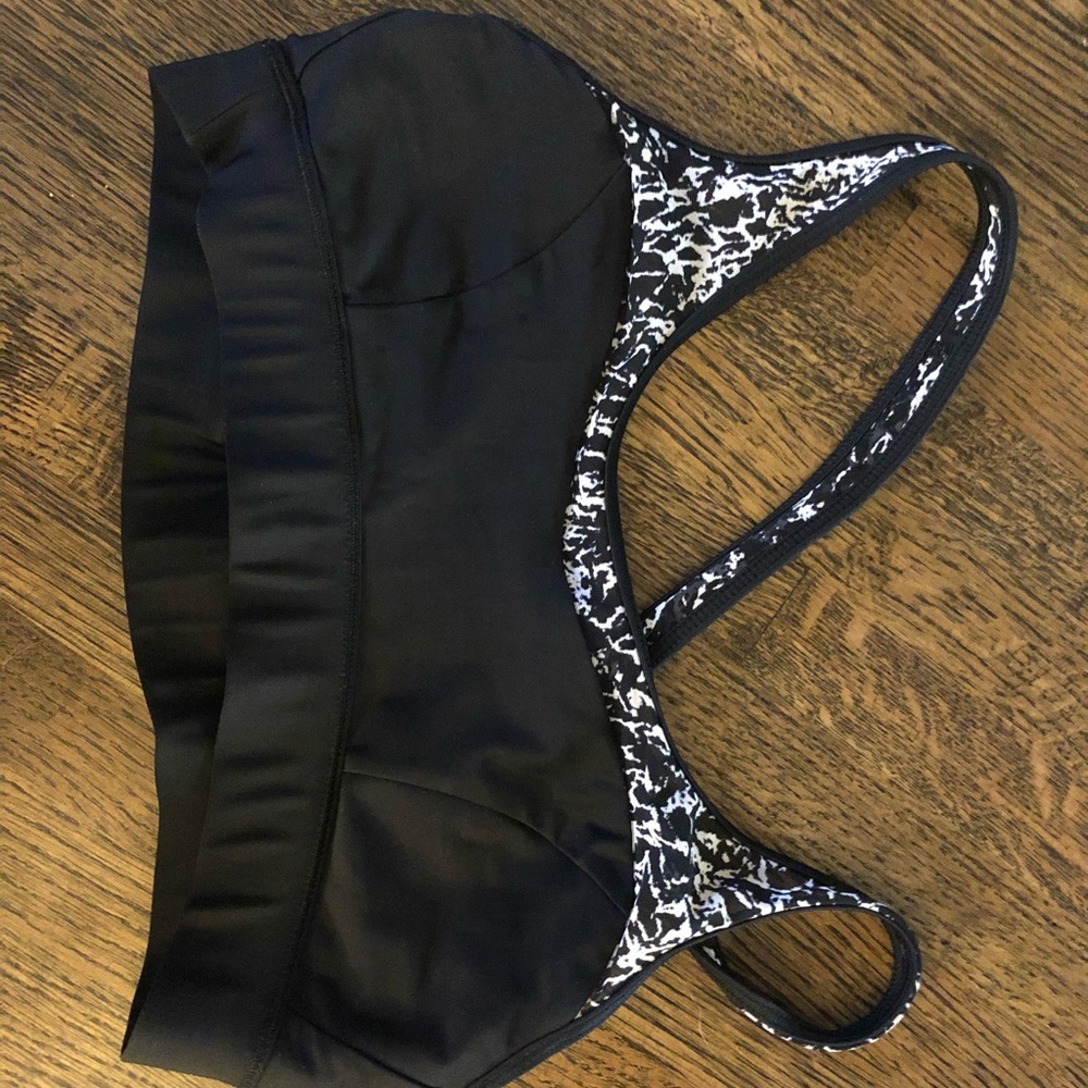 Lululemon size 2 sports/swim top
